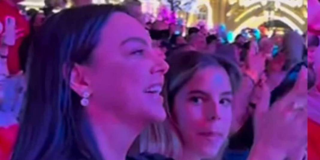 Ebru Gündeş'in 14 yaşındaki kızı Alara ilk kez ortaya çıktı: Görenler şaştı kaldı 6